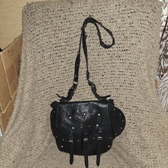 LUCKY BRAND Large Black Leather Saddlebag Studded Shoulder/XBody-Excellent - Picture 1 of 9